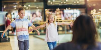 Jak zorganizować niezapomniany dzień dziecka w galerii handlowej