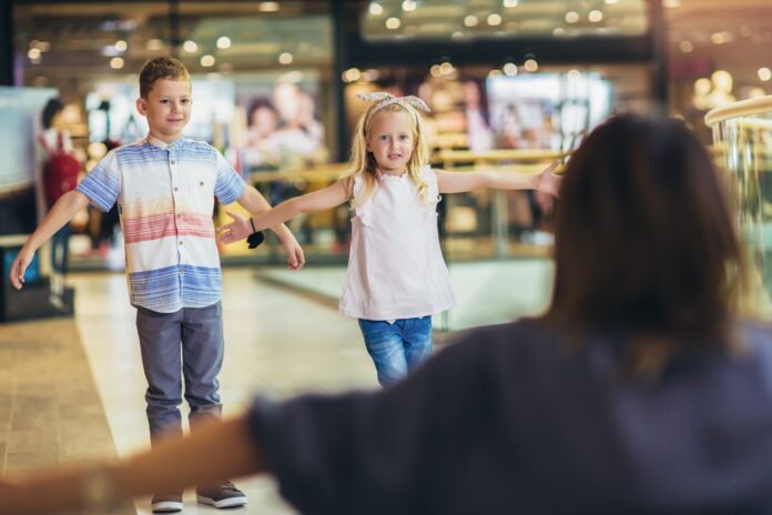 Jak zorganizować niezapomniany dzień dziecka w galerii handlowej